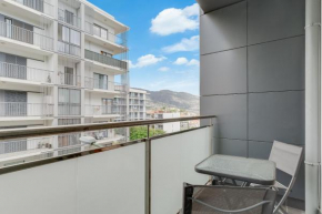 Ramos Apartment by HR Madeira